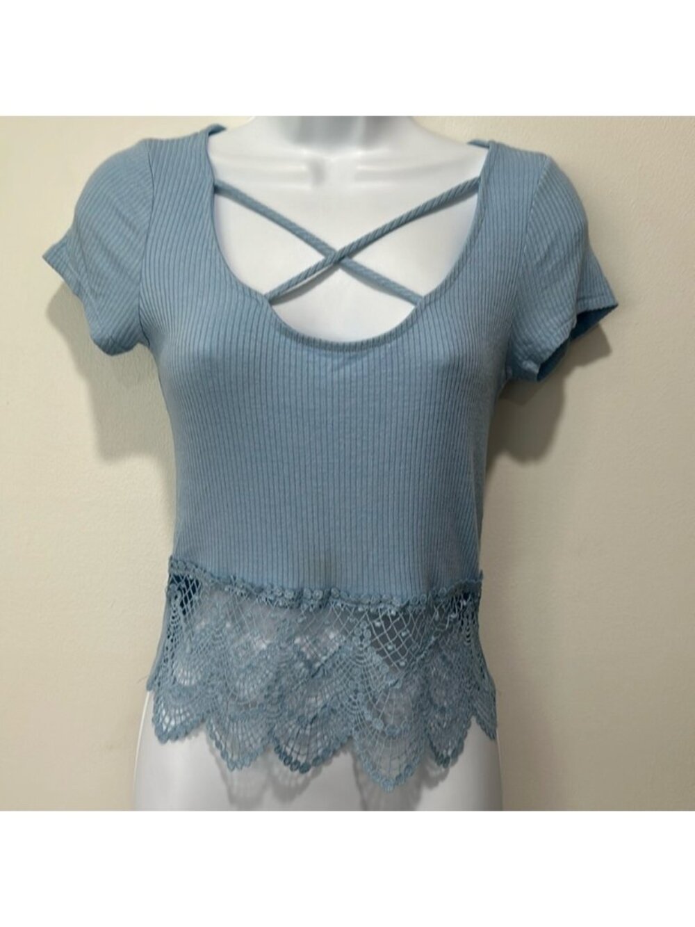 Ribbed lace criss cross top